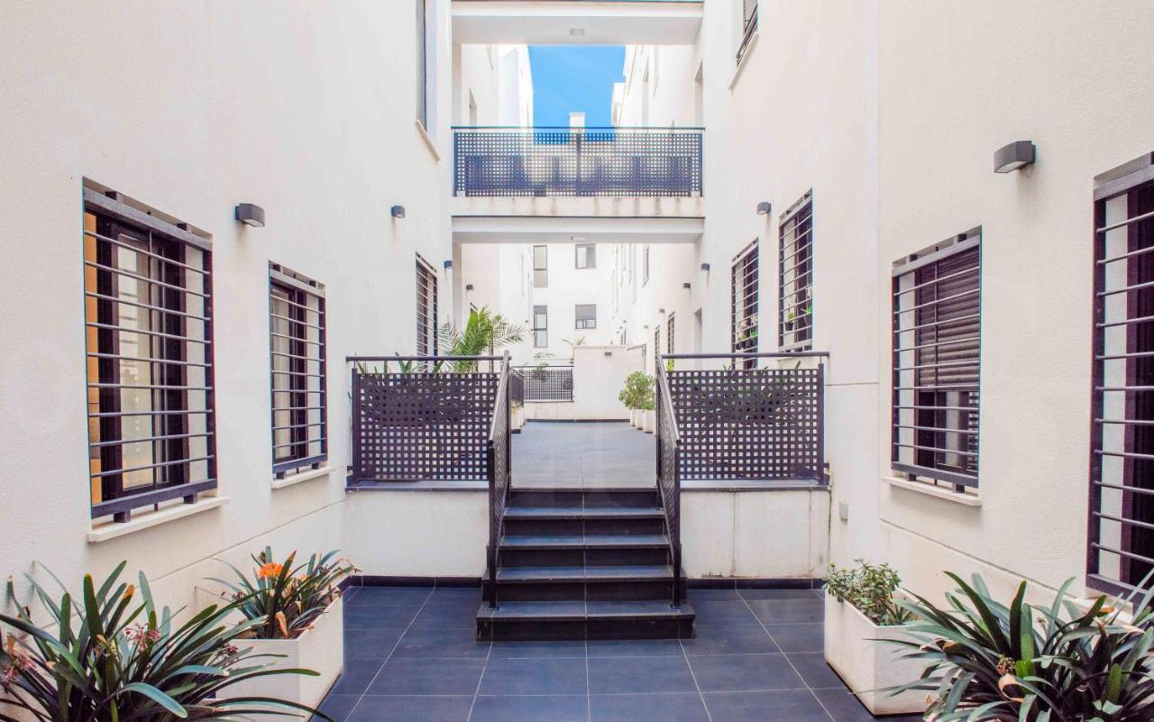Relaxing Apartment With Community Pool & Parking- Center Málaga Kültér fotó