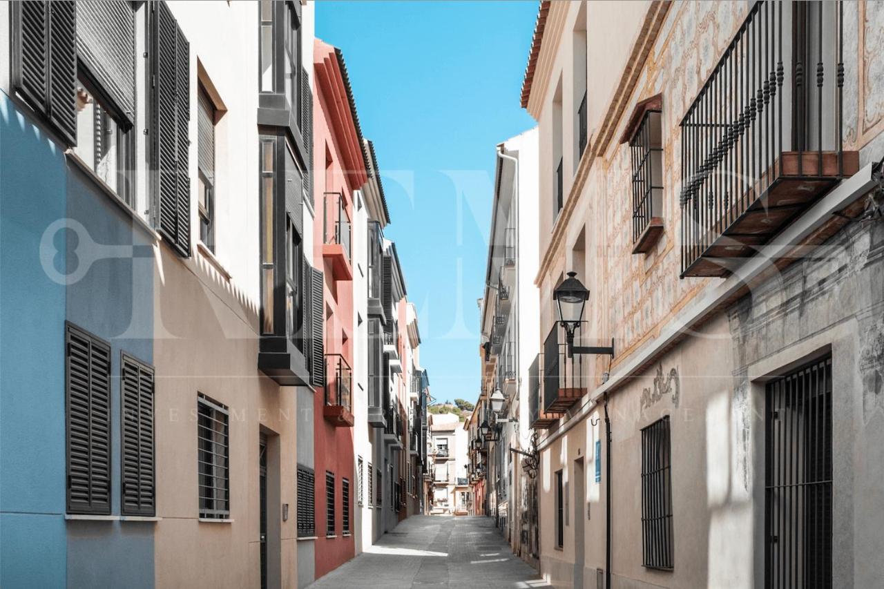 Relaxing Apartment With Community Pool & Parking- Center Málaga Kültér fotó