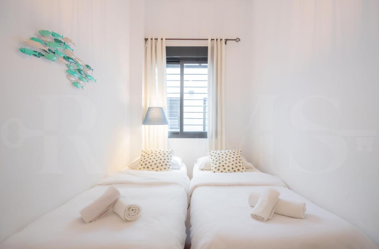 Relaxing Apartment With Community Pool & Parking- Center Málaga Kültér fotó